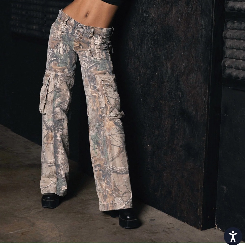 BRAND NEW REVICE Amelia pants